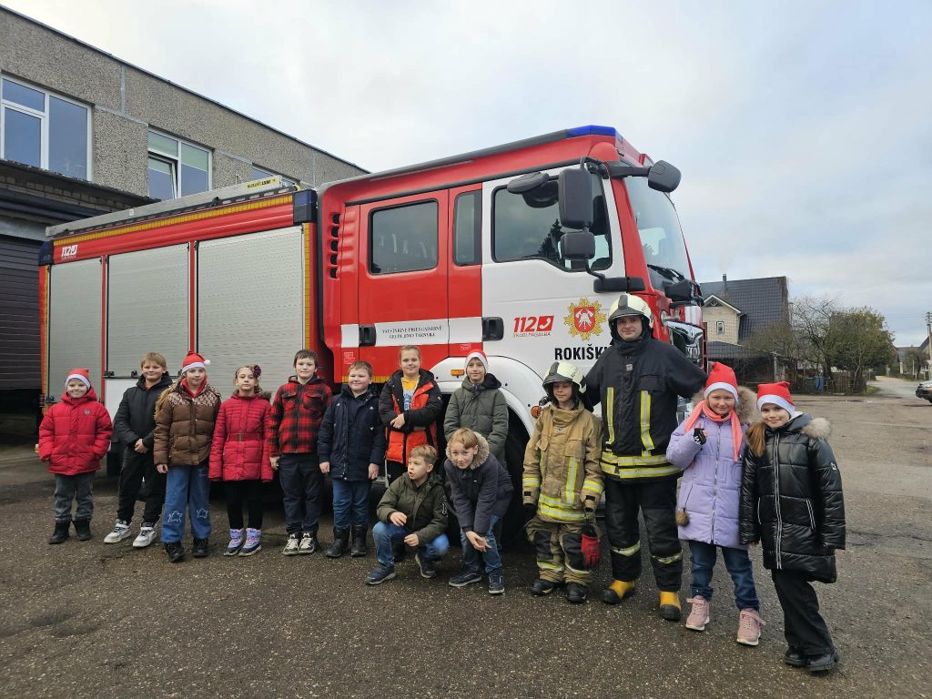 Pažintinė išvyka į Rokiškio priešgaisrinę tarnybą
