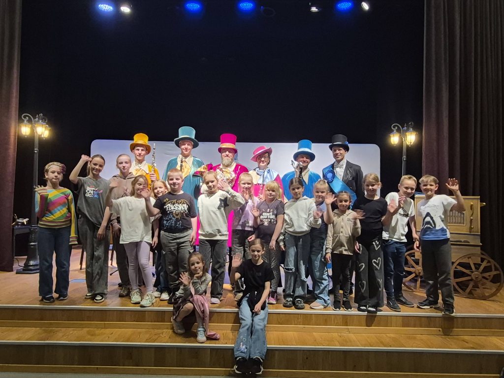 Išvyka į muzikinį edukacinį spektaklį „Muzikinės penketuko istorijos“